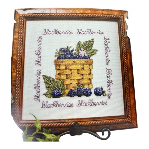 Longaberger Handcrafts Embroidery Kit - Picture 2 of 4